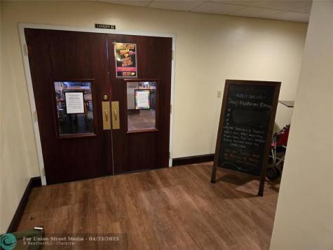 9400 Live Oak Place Davie FL 33324