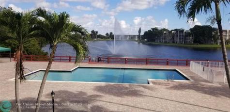 9400 Live Oak Place Davie FL 33324