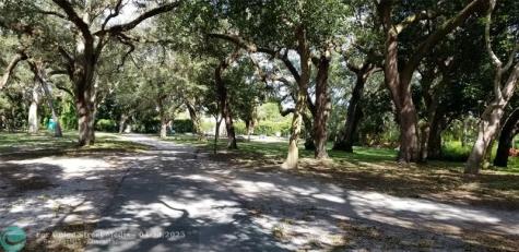 9400 Live Oak Place Davie FL 33324