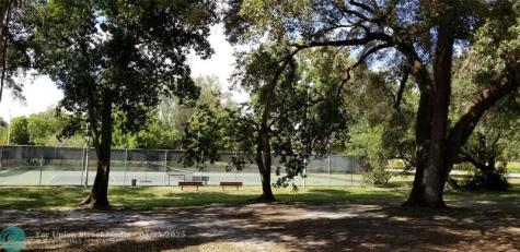 9400 Live Oak Place Davie FL 33324