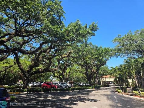 9400 Live Oak Place Davie FL 33324