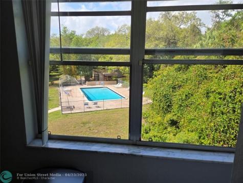 9400 Live Oak Place Davie FL 33324