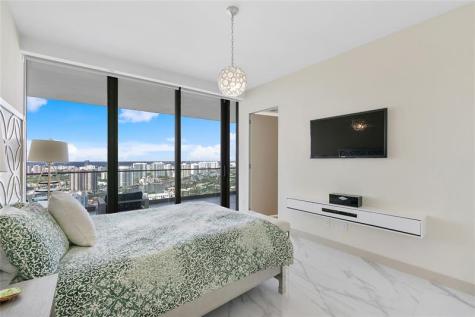 18975 Collins Avenue Sunny Isles Beach FL 33160