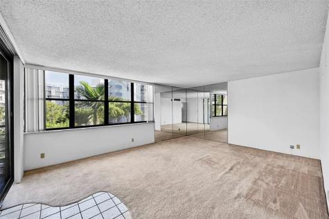 20350 W Country Club Drive Aventura FL 33180