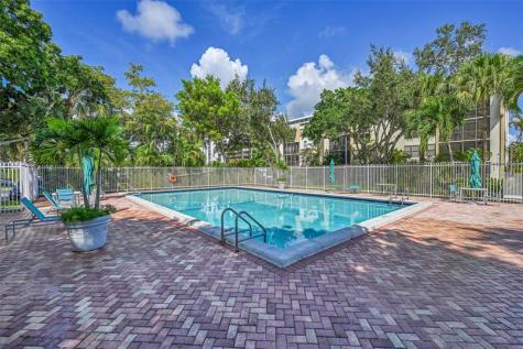 20350 W Country Club Drive Aventura FL 33180