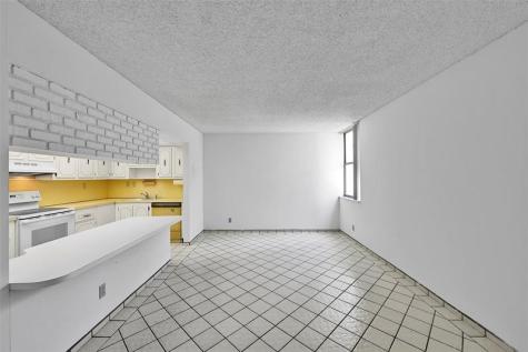 20350 W Country Club Drive Aventura FL 33180