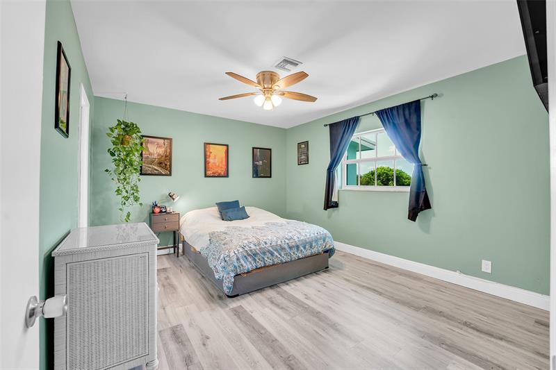 931 SE 9 Pompano Beach FL 33060