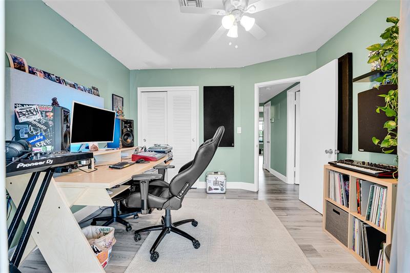 931 SE 9 Pompano Beach FL 33060