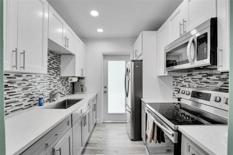 931 SE 9 Pompano Beach FL 33060