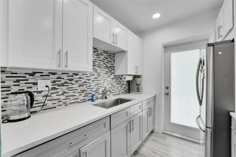 931 SE 9 Pompano Beach FL 33060