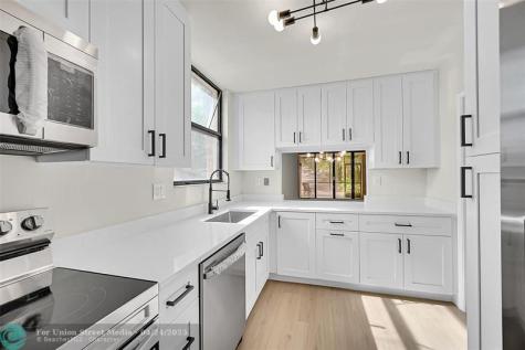 8433 Forest Hills Drive Coral Springs FL 33065