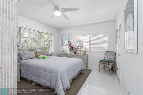 811 S Hollybrook Drive Pembroke Pines FL 33025