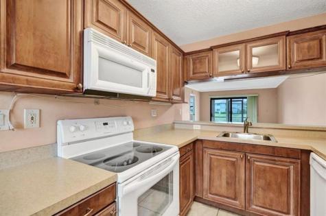 9573 W Mcnab Road Tamarac FL 33321