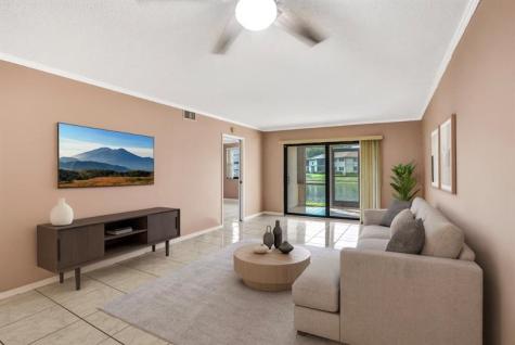 9573 W Mcnab Road Tamarac FL 33321