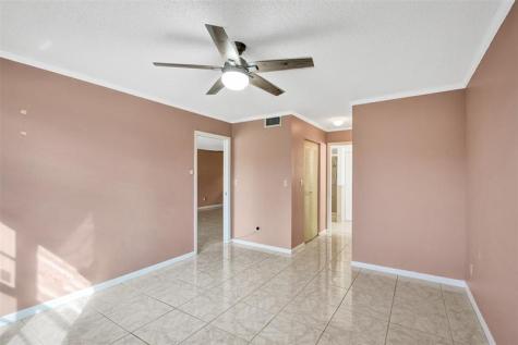 9573 W Mcnab Road Tamarac FL 33321