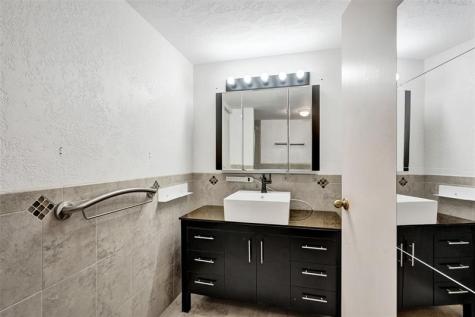 9573 W Mcnab Road Tamarac FL 33321