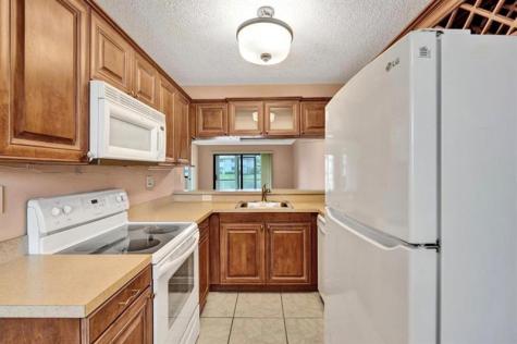 9573 W Mcnab Road Tamarac FL 33321