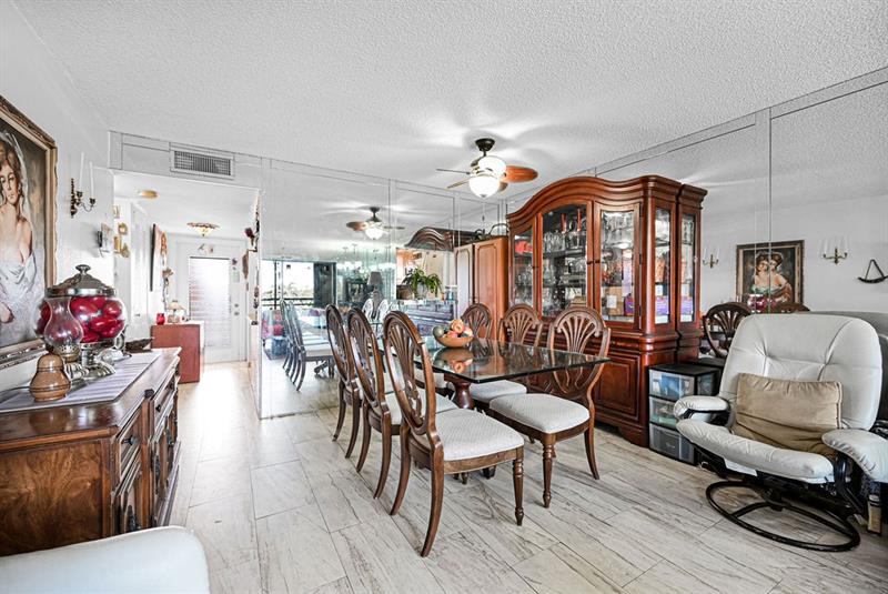 10442 Sunrise Lakes Boulevard Sunrise FL 33322