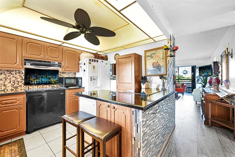 10442 Sunrise Lakes Boulevard Sunrise FL 33322