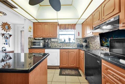 10442 Sunrise Lakes Boulevard Sunrise FL 33322