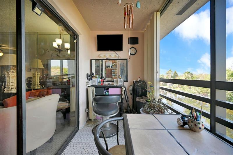 10442 Sunrise Lakes Boulevard Sunrise FL 33322