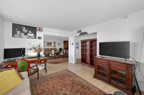 3200 N Course Lane Pompano Beach FL 33069