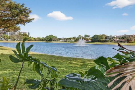 3200 N Course Lane Pompano Beach FL 33069
