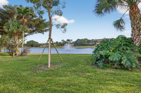 3200 N Course Lane Pompano Beach FL 33069