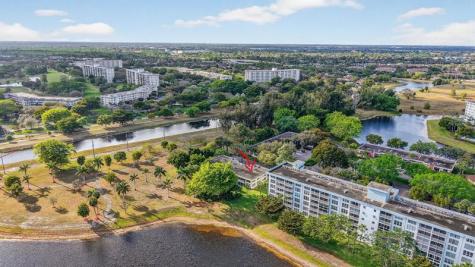 3200 N Course Lane Pompano Beach FL 33069