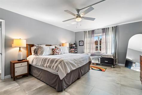 124 NE 19th Court Wilton Manors FL 33305
