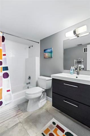 124 NE 19th Court Wilton Manors FL 33305