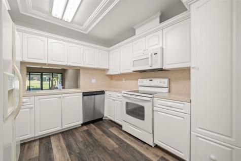 370 Fairway Circle Weston FL 33326