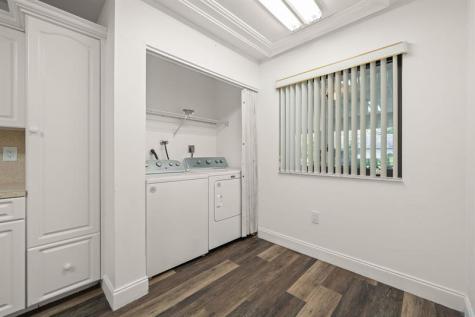 370 Fairway Circle Weston FL 33326