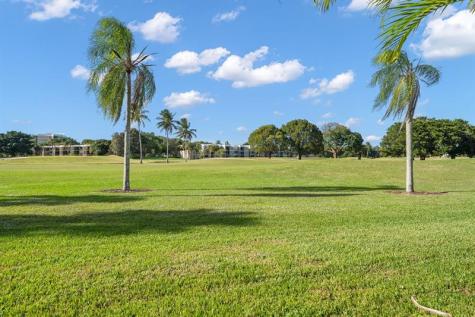 370 Fairway Circle Weston FL 33326