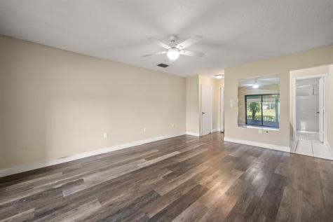 370 Fairway Circle Weston FL 33326