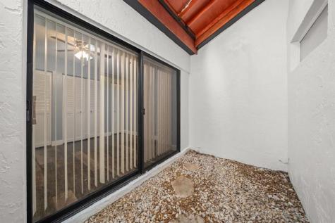 370 Fairway Circle Weston FL 33326
