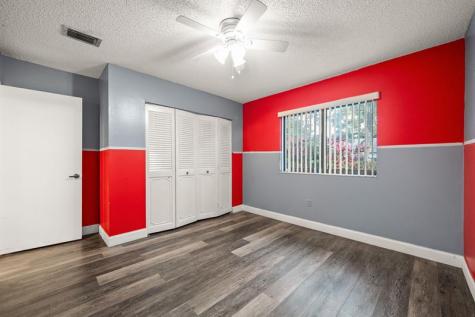 370 Fairway Circle Weston FL 33326