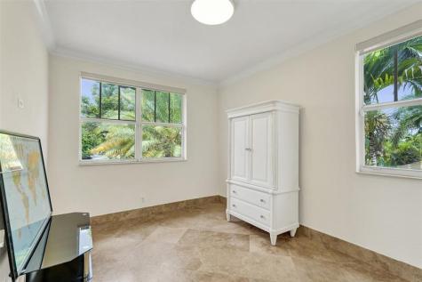 710 NE 15th Avenue Fort Lauderdale FL 33304