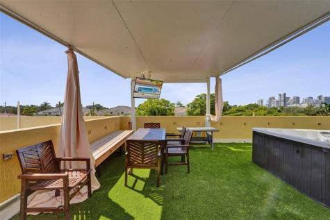 710 NE 15th Avenue Fort Lauderdale FL 33304