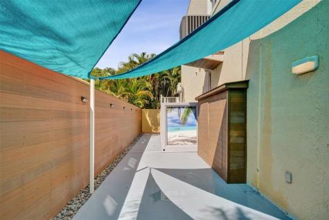 710 NE 15th Avenue Fort Lauderdale FL 33304