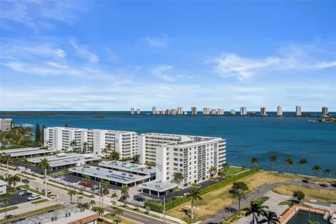 220 Lake Shore Drive Lake Park FL 33403