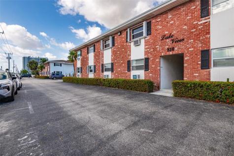 810 Lake Shore Drive West Palm Beach FL 33403