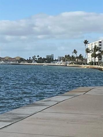 810 Lake Shore Drive West Palm Beach FL 33403