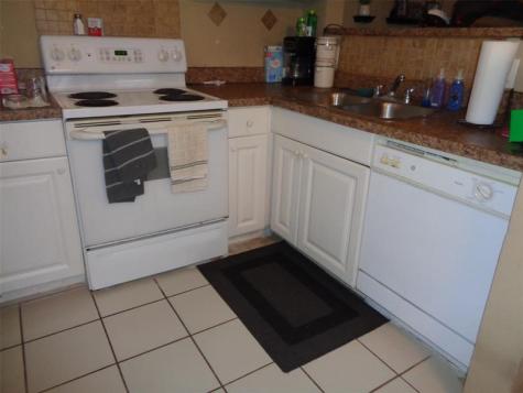 2611 Riverside Drive Coral Springs FL 33065