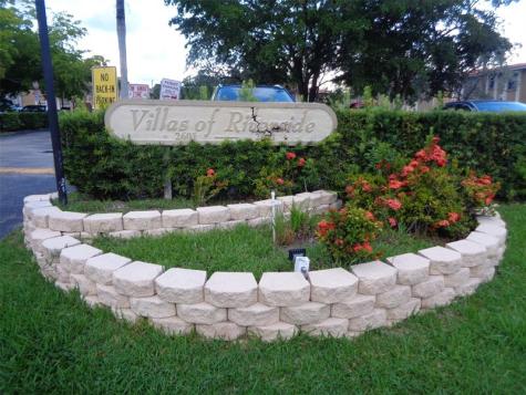 2611 Riverside Drive Coral Springs FL 33065