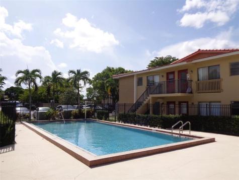 2611 Riverside Drive Coral Springs FL 33065