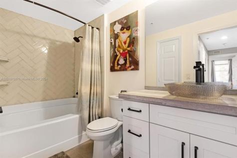 533 NE 3rd Avenue Fort Lauderdale FL 33301