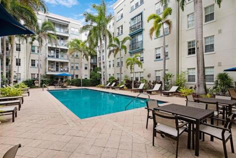 533 NE 3rd Avenue Fort Lauderdale FL 33301
