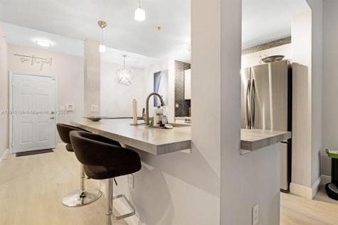 533 NE 3rd Avenue Fort Lauderdale FL 33301