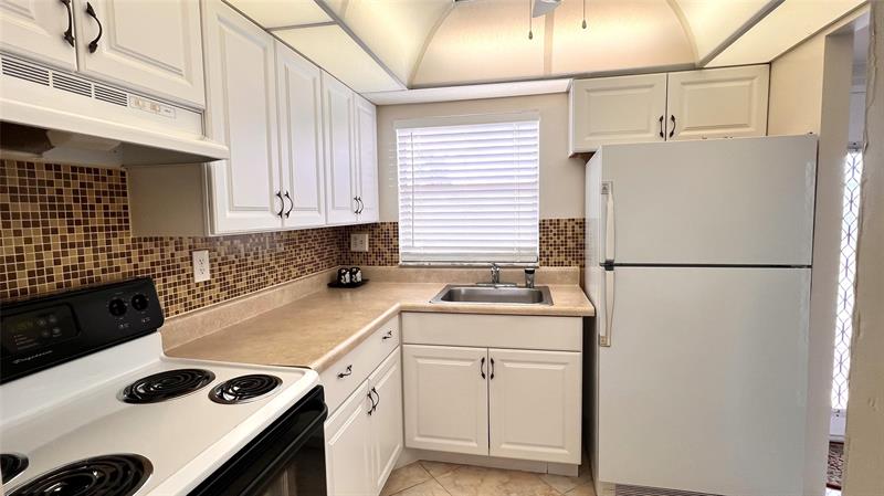 8901 Sunrise Lakes Boulevard Sunrise FL 33322